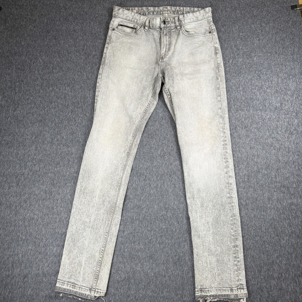 Calvin Klein Jeans Mens 30x32 Slim Fit Gray Stain Grunge‎ Raw Hem